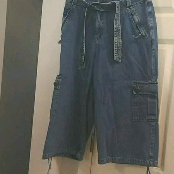 Capri Lot - Picture 2 of 8